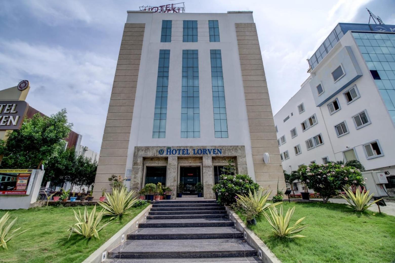 Hotel Lorven ヴィシャーカパトナム エクステリア 写真